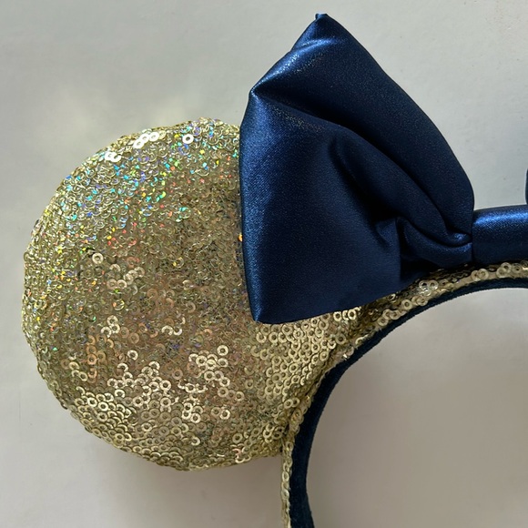 Disney Yellow Sequin Minnie Mouse Ears With Blue Satin Bow - Picture 2 of 5